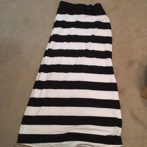 Black & white striped maxi skirt